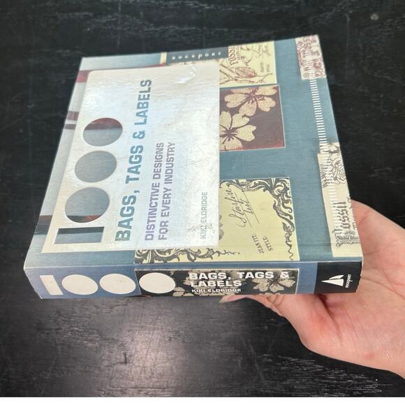 Coffee Table book- Bags, Tags & Labels- 2006- Kiki Eldridge- Rockport Preowned - Picture 4 of 5